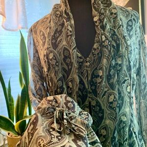 Banana Republic Paisley Print Blouse with Tie Detail